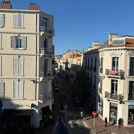 Location, Terrace, 2 Bedrooms * Канны