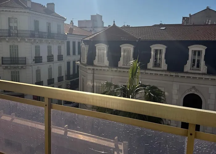 Location, Terrace, 2 Bedrooms Daire