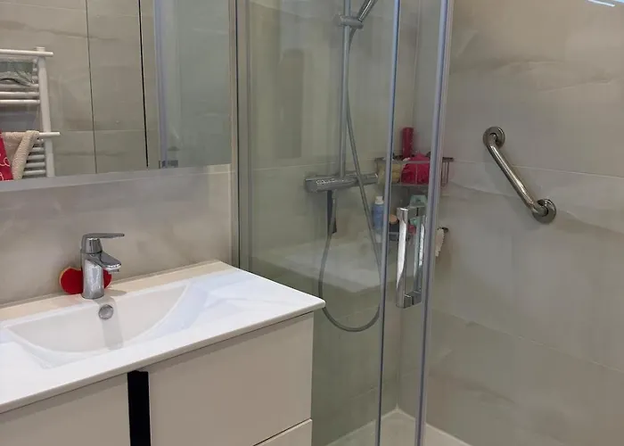 Daire Location, Terrace, 2 Bedrooms Cannes