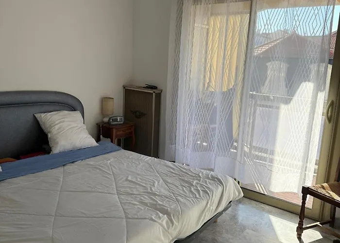 Location, Terrace, 2 Bedrooms
